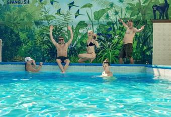 Spanglish Hostel has Balcony rooms