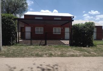 Los jilgeros allows 18 year olds to book a room