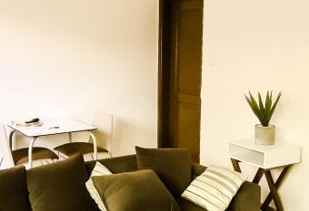 APPARTEMENTS COTONOU has Balcony rooms