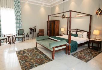 The Tiger Villa allows 18 year olds to book a room