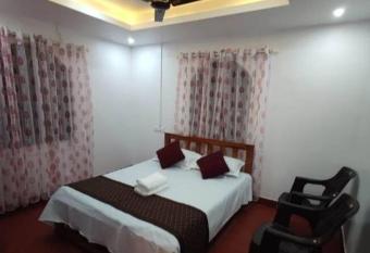 Sreepuram Riverview heritage has Balcony rooms