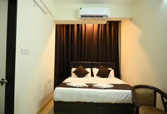 La Mer by Eleet Hotels has Smoking rooms