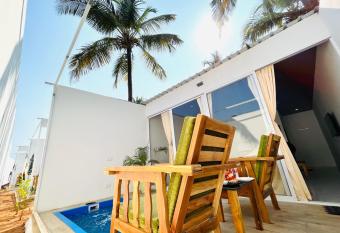 Crystall Goa Turquoise Edition has Balcony rooms