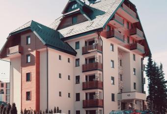 Krivokapi   has Balcony rooms