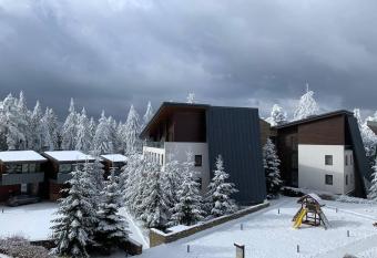 Family Apartment in complex Euphoria, Borovets has Balcony rooms