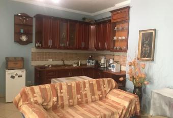 Apartament Korca allows 18 year olds to book a room