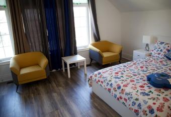 Beautifully furnished whole house, 4 bedroom , 4 washrooms with new furnitures has Balcony rooms