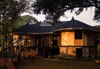 Jasiri Cottage has Balcony rooms