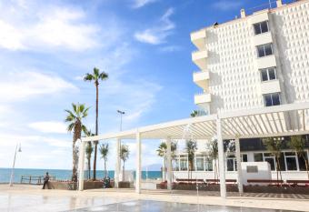 Fay Victoria Beach has Balcony rooms