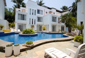 AspireJiaVillas-Luxury-3,4,7Bhk-Pool-Candolim has Smoking/Balcony rooms