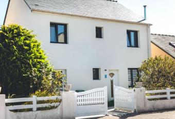 Villa 4ch 4Sdb    5min de Nantes has Balcony rooms