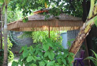 HIME LODGE allows 18 year olds to book a room