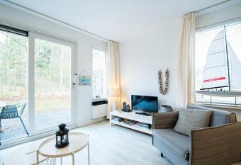 Amelander Kaap appartement 1 has Balcony rooms