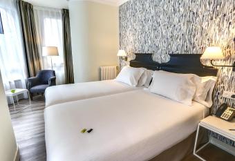 Sercotel Hotel Europa has Balcony rooms