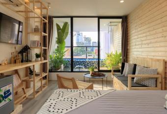 HomestayCHAT*OldQuarterView5*MiniPool has Smoking/Balcony rooms