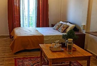 Cinque Isle Bnb allows 18 year olds to book a room