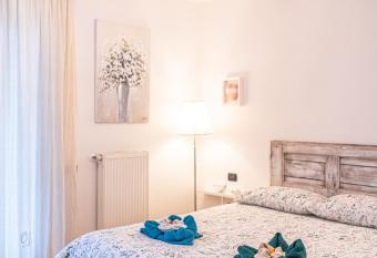 Dolce Casa Riva allows 18 year olds to book a room