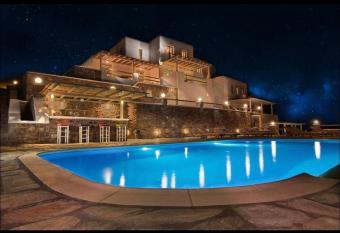 Mykonian Leisure Villas & Suites allows 18 year olds to book a room