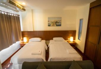 Baan Chuan Chom Pattaya has Smoking/Balcony rooms