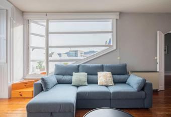 C  ntrico   tico frente al Mar has Balcony rooms