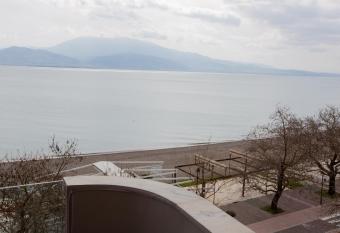 goldenbeach has Balcony rooms