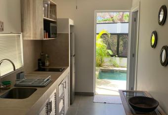 CASITA COCO allows 18 year olds to book a room