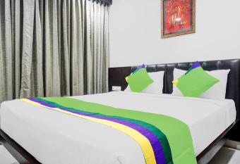 Treebo Trend Madhuvan Grand allows 18 year olds to book a room