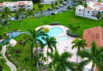 North Coast Paradise - 3beds/2.5bath close to beach has Balcony rooms