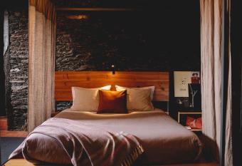 Porto Natura Loft allows 18 year olds to book a room