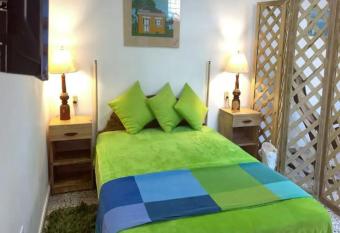 Zack Hotel has Balcony rooms