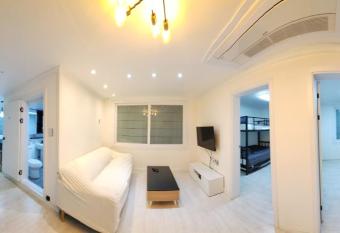 House of gallery-hue301 has Balcony rooms