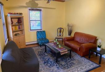 Close to NYC, Dream mall, and lots lots shopping. has Balcony rooms