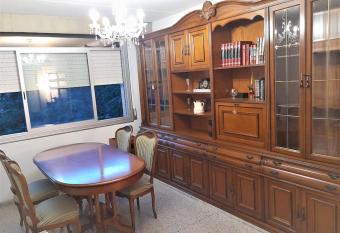 Gran Apartamento Cerca del aeropuerto has Balcony rooms