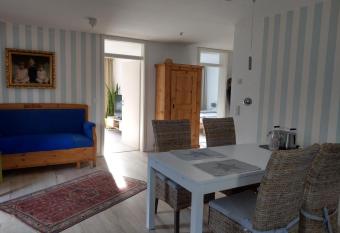 Grasshoppers allows 18 year olds to book a room