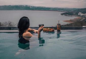 Tiamo suit bungalow has Balcony rooms