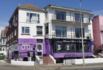 pacific hotel has Balcony rooms
