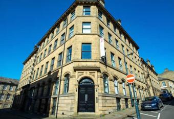 Smart Living Apartments Gallon allows 18 year olds to book a room