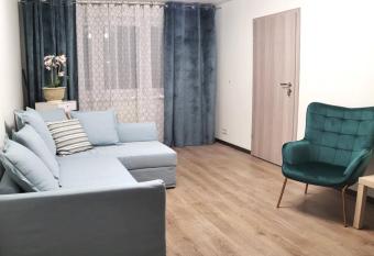 Apartment near Akropolis allows 18 year olds to book a room