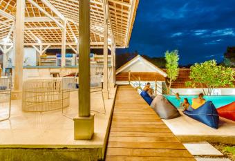 The Commotion Canggu allows 18 year olds to book a room