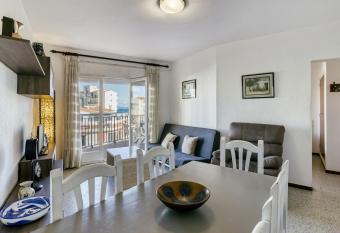 Apt Sol y Mar 2 dorm Playa Riells has Balcony rooms