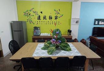 Gigia Homestay has Balcony rooms