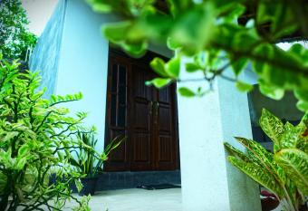 Surf View Point Ahangama has Balcony rooms