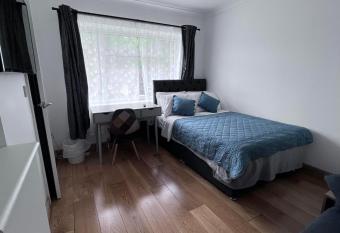 N 25 allows 18 year olds to book a room