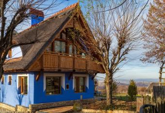 Casele cu Stuf B&B Haus Ulrike has Balcony rooms