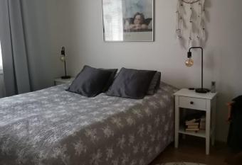 Apartment Pappilantie allows 18 year olds to book a room