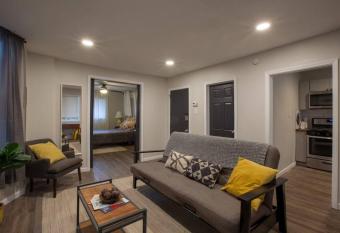 Beautiful One Bedroom City Oasis allows 18 year olds to book a room