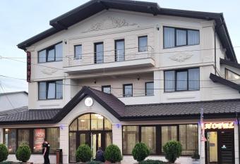 Hotel Bacsoridana has Balcony rooms