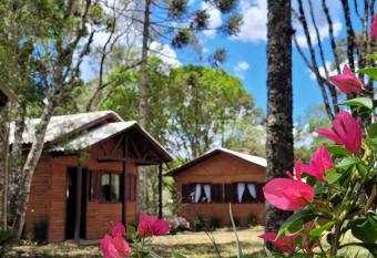 Cabanas dos Pinheiros allows 18 year olds to book a room