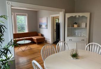 House on the Hill allows 18 year olds to book a room