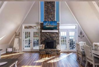 Cozy Monkey Island Pointe - Making Memories has Balcony rooms